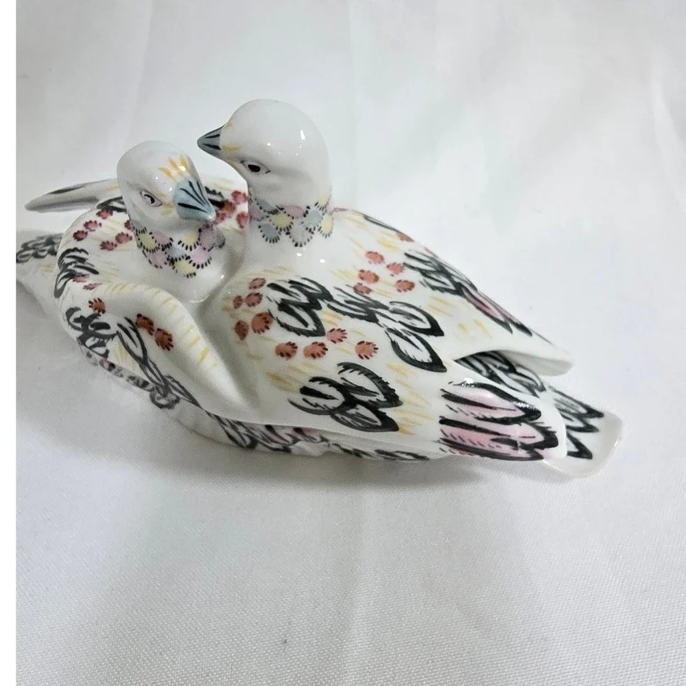 Vtg Hokutosha figural love birds doves hand painted Occupied Japan covered dish